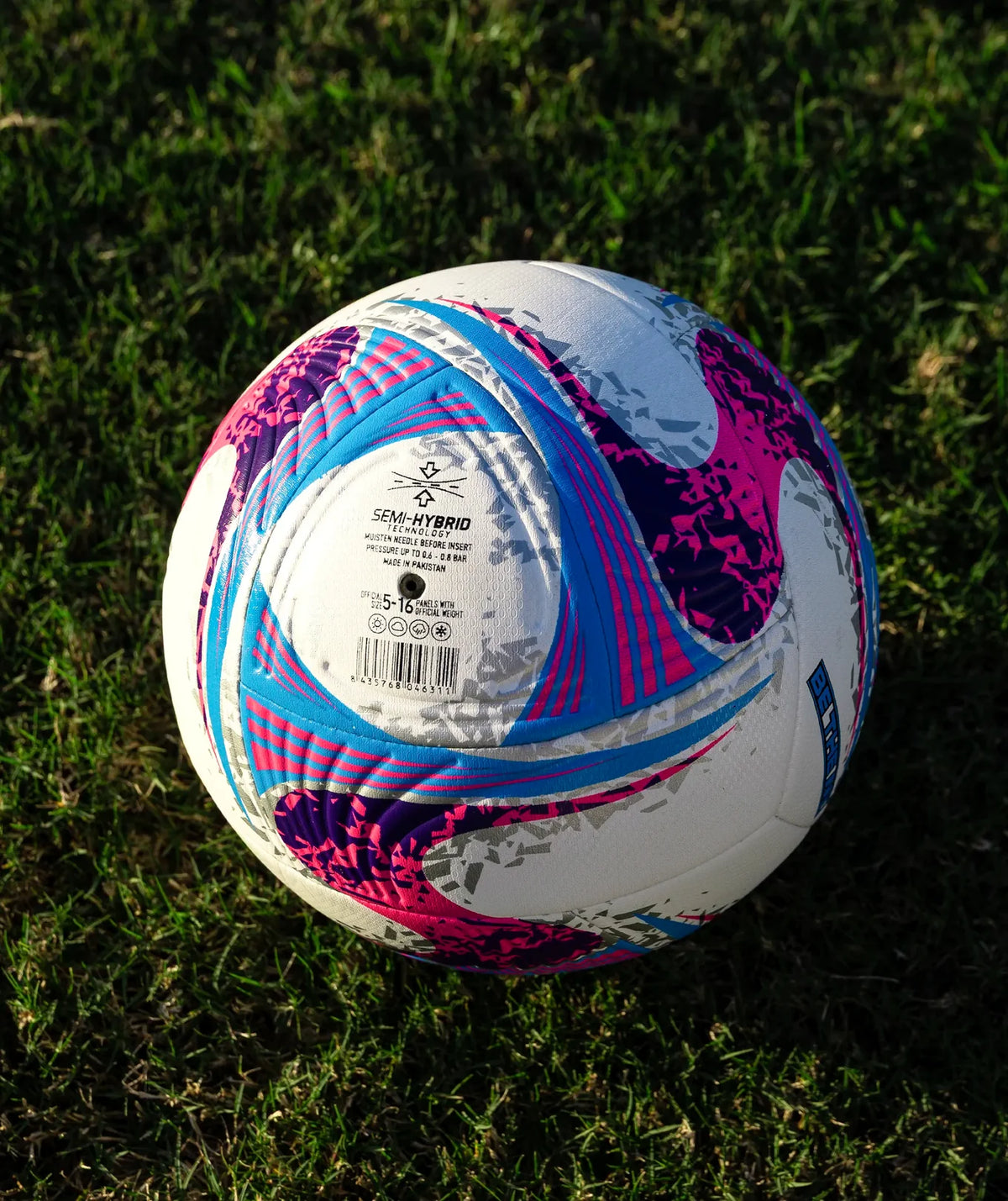 Bola de Futebol N1 Aura | Bola Semi-Híbrida para Treino