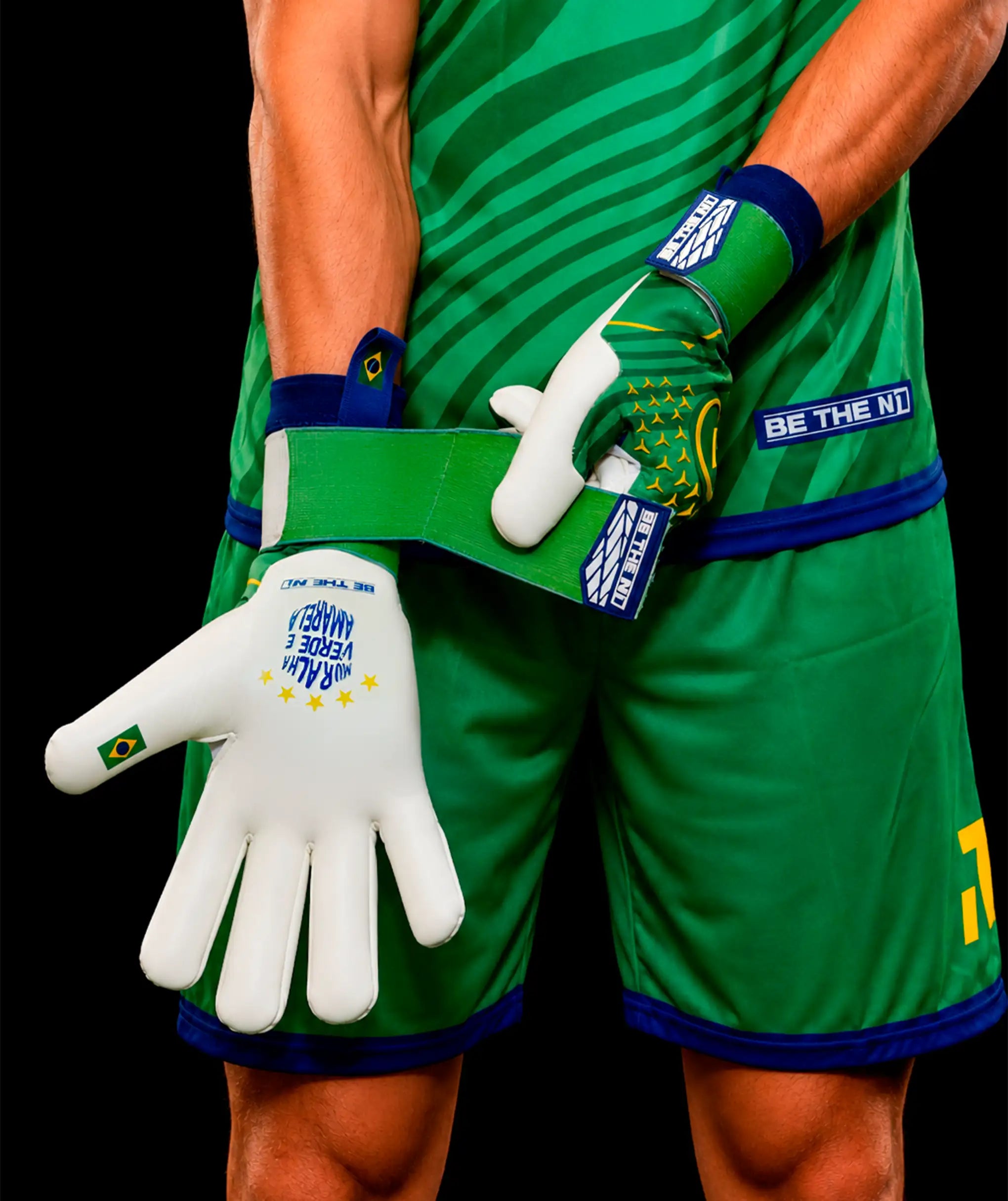 Luva de Goleiro N1 Scorpius 2.0 Brasil Verde