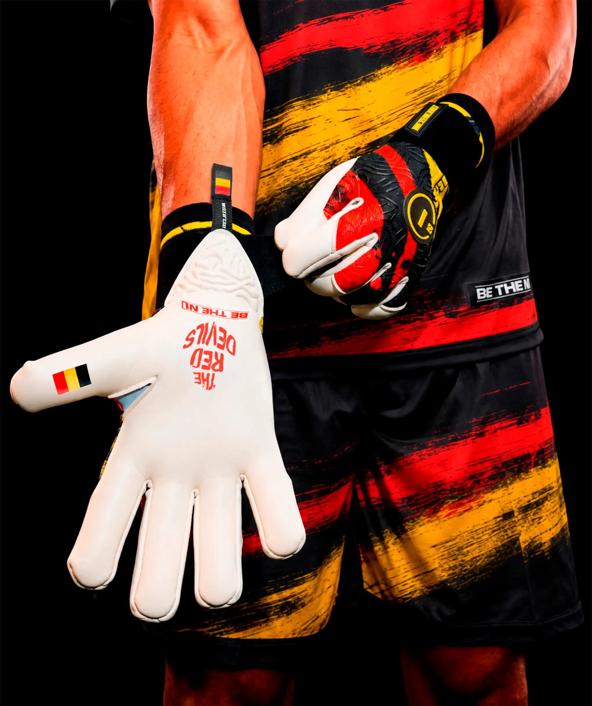 Luva de Goleiro N1 Zeus 2.0 Belgica