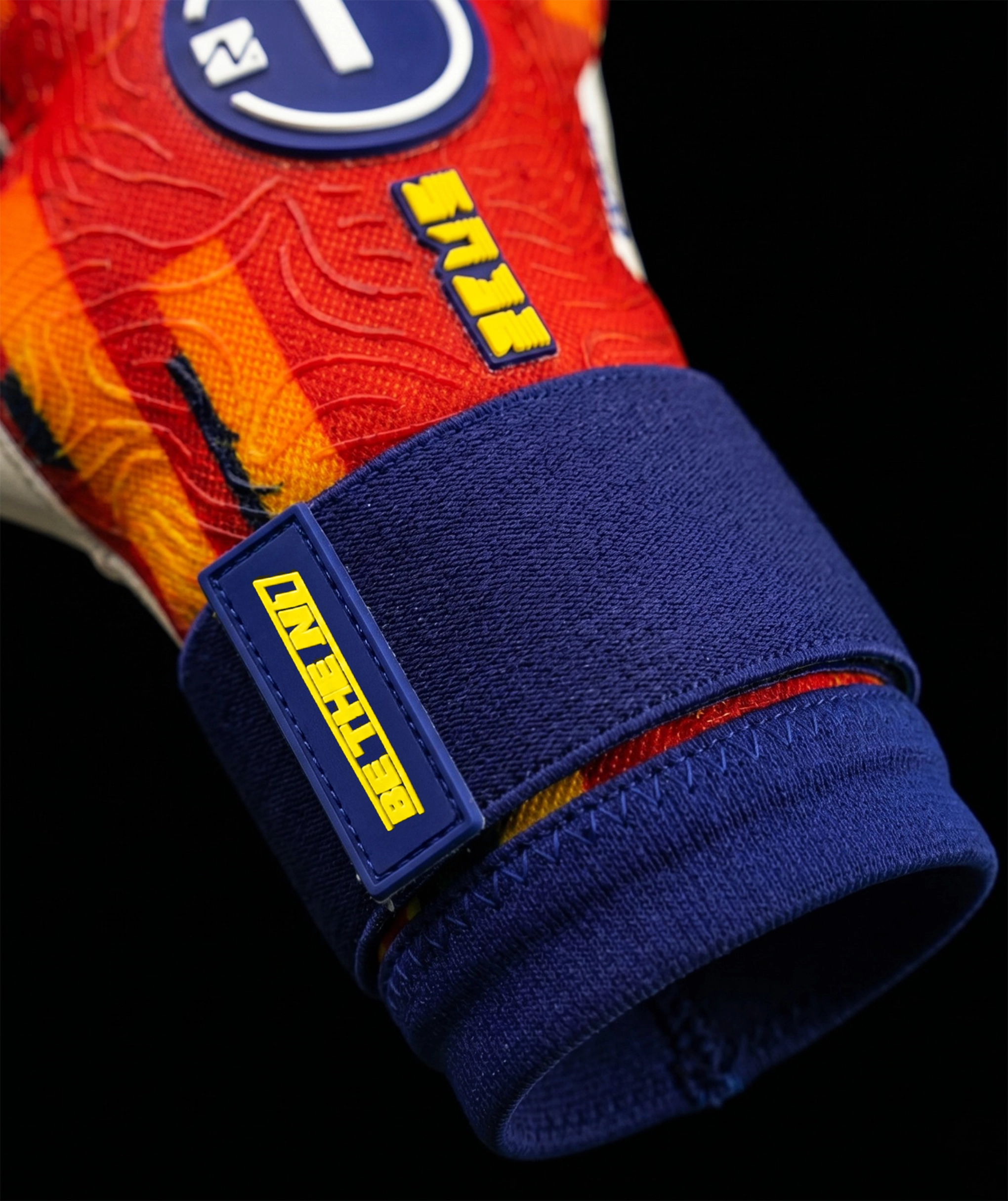 Luva de Goleiro N1 Zeus 2.0 Espanha