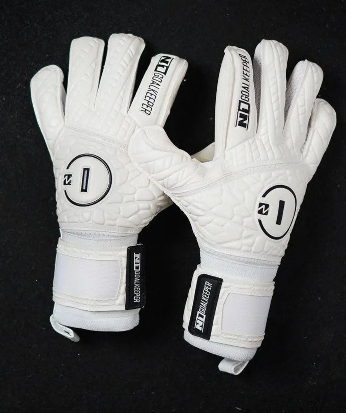 Luva de Goleiro Profissional N1 Cronos