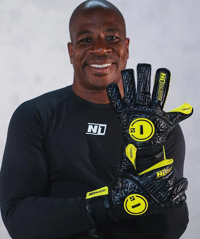 Luva de Goleiro Profissional N1 Cronos