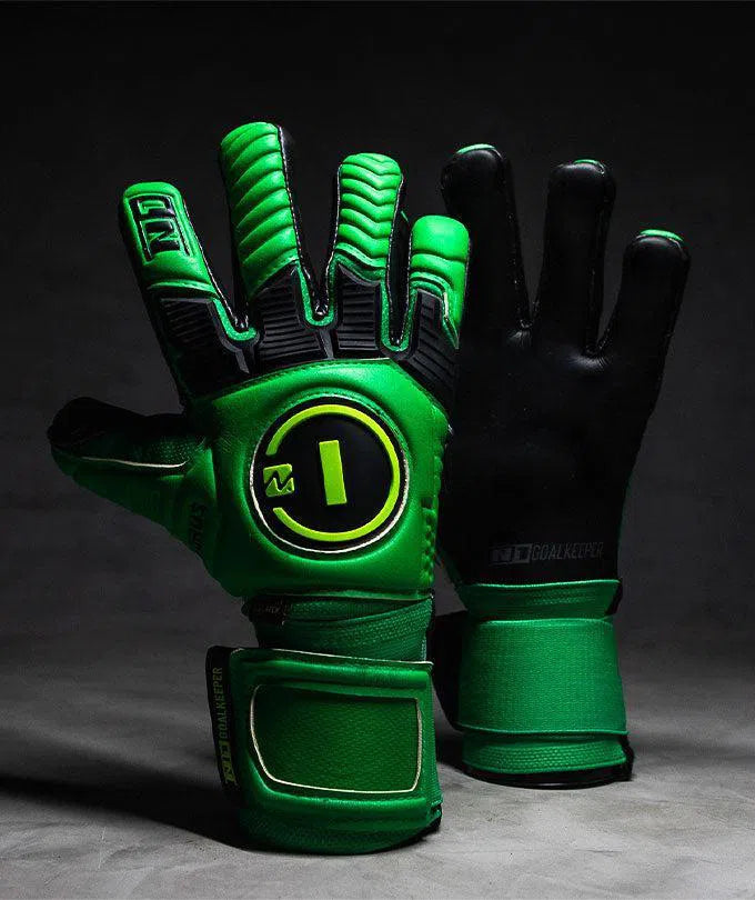 Luva de Goleiro Profissional N1 Horus