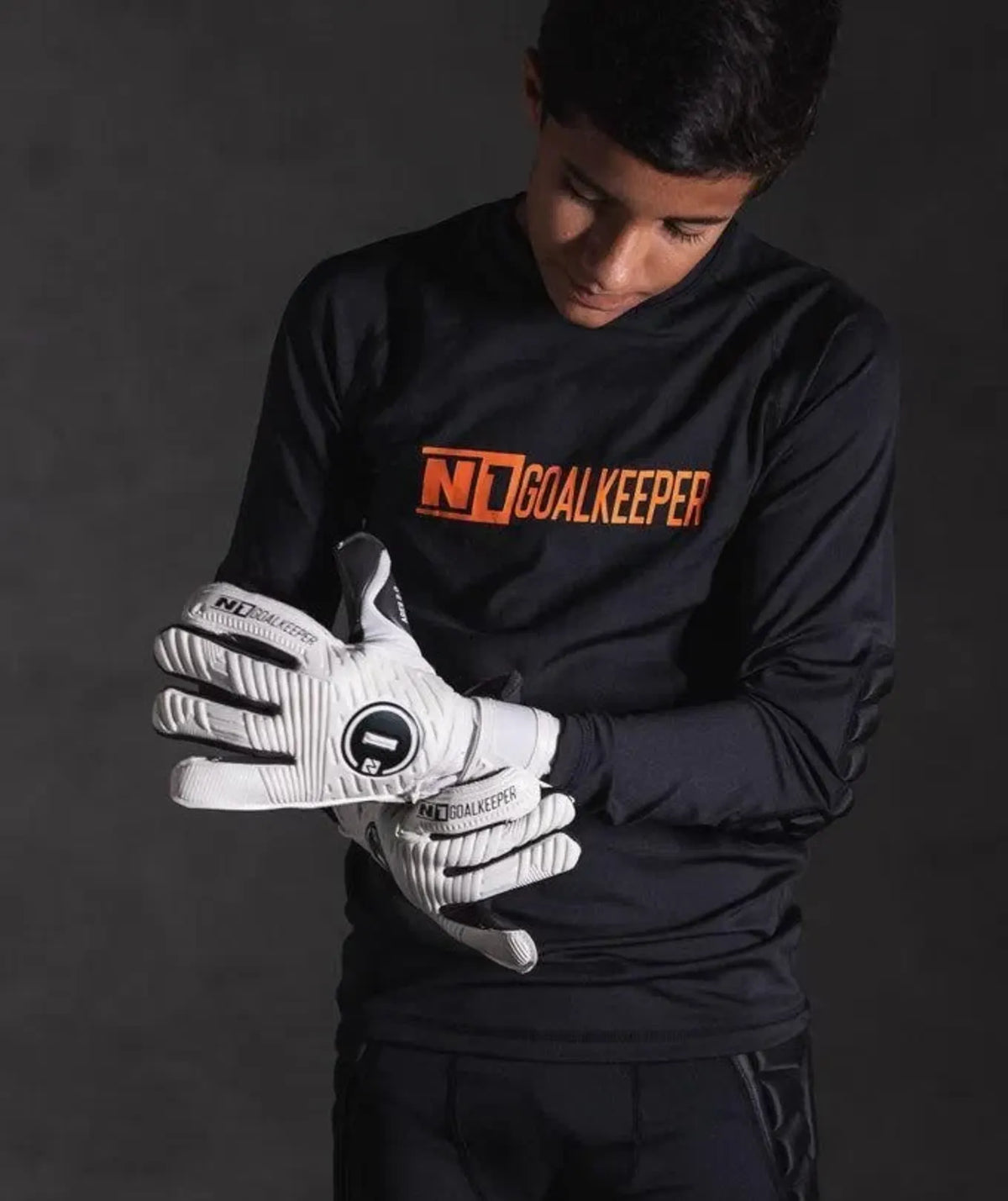 Luva de Goleiro Profissional N1 Kids 2.0