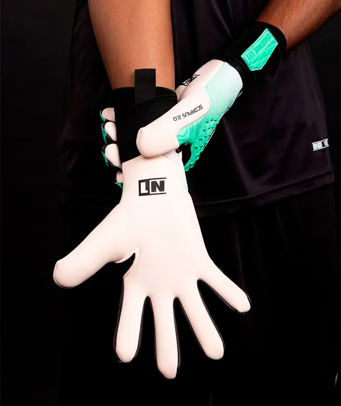 Luva de Goleiro Profissional N1 Scorpius 2.0