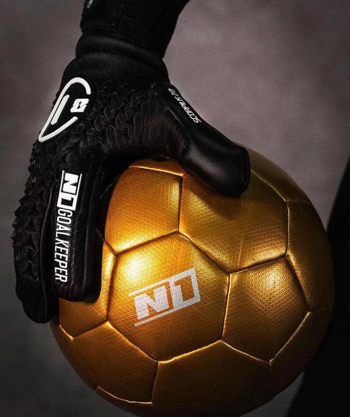 Luva de Goleiro Profissional N1 Scorpius 2.0