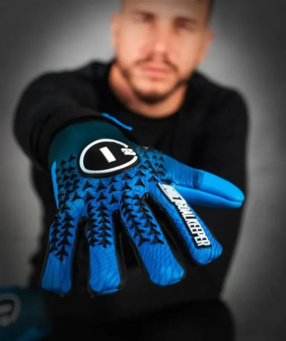 Luva de Goleiro Profissional N1 Scorpius 2.0