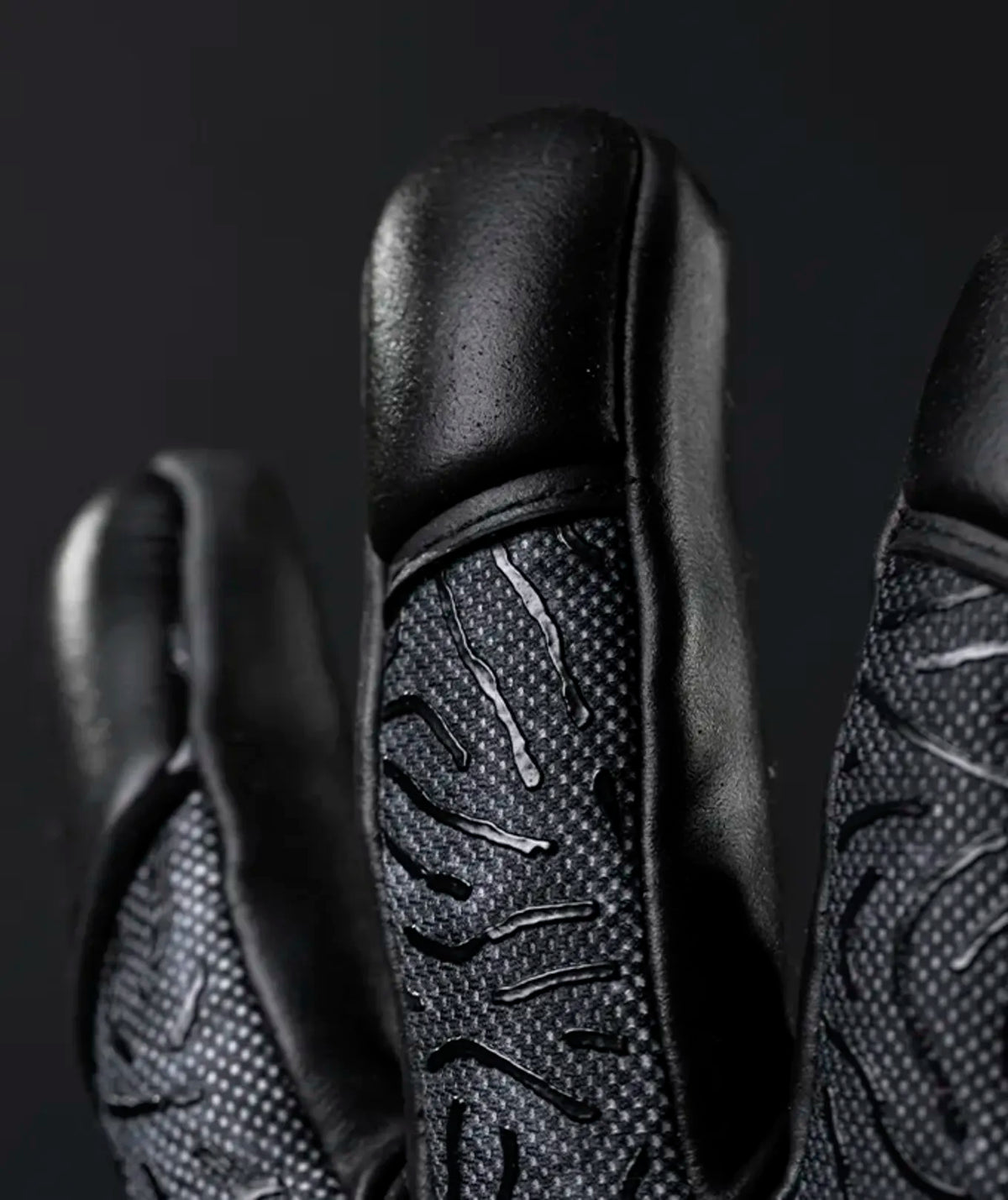 Luva de Goleiro Profissional N1 Zeus 2.0