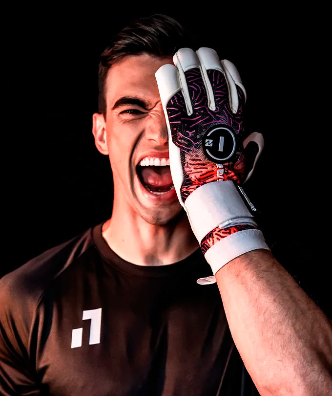 Luva de Goleiro Profissional N1 Zeus 2.0
