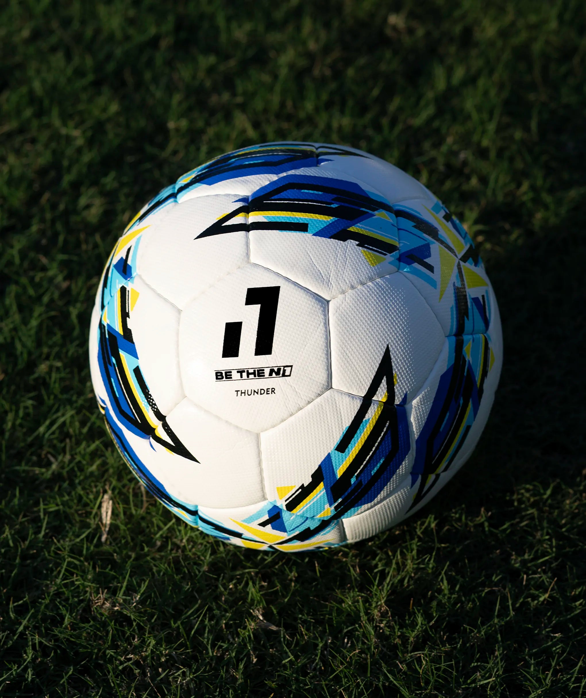 Bola de Futebol Thunder  | Bola Society Costurada à Mão