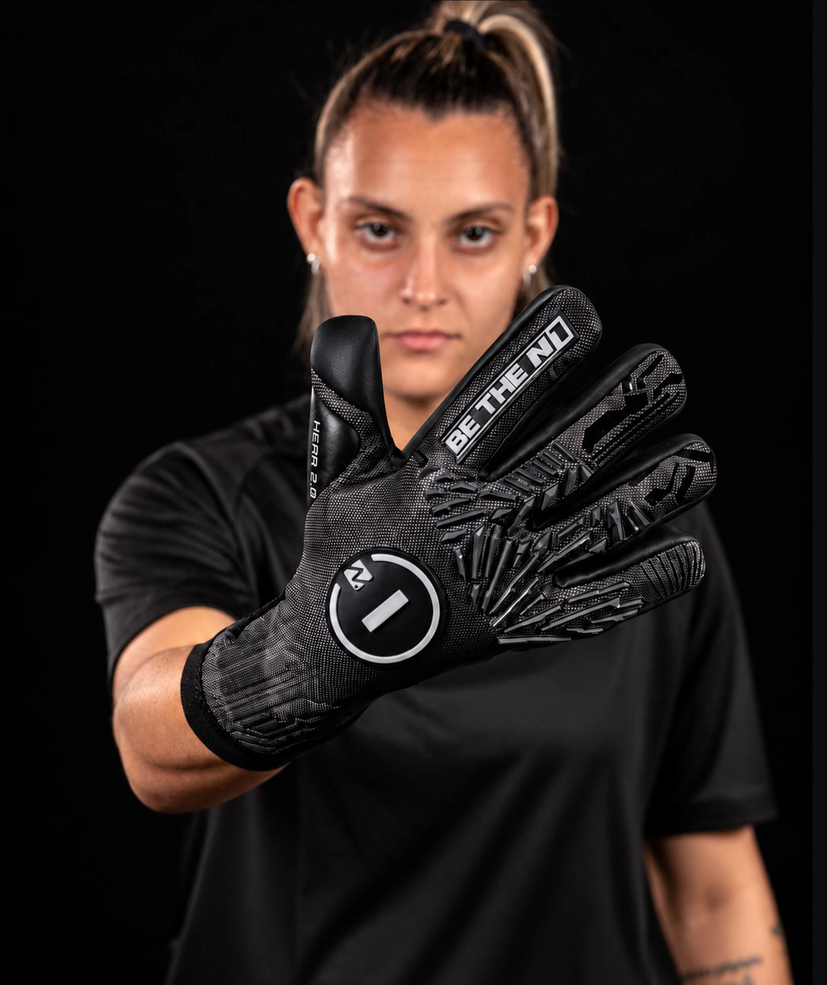 Luva Goleiro Profissional N1 Hera 2.0