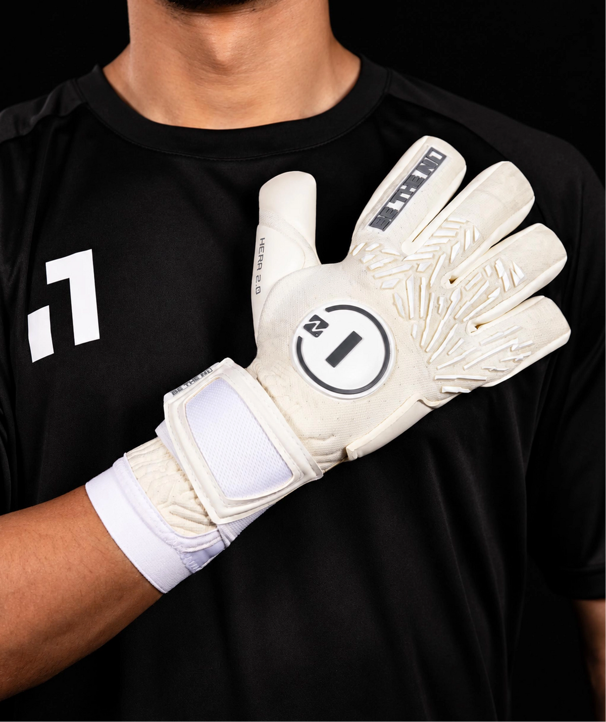 Luva Goleiro Profissional N1 Hera 2.0