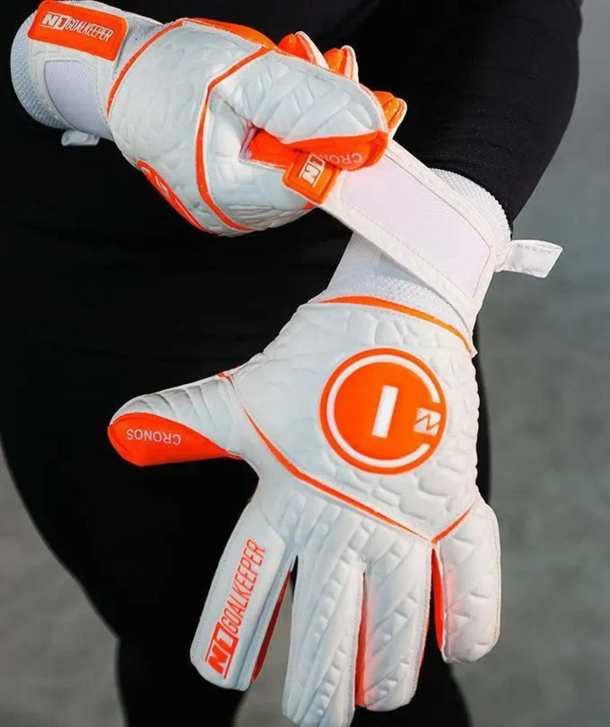 Luva de Goleiro Profissional N1 Cronos