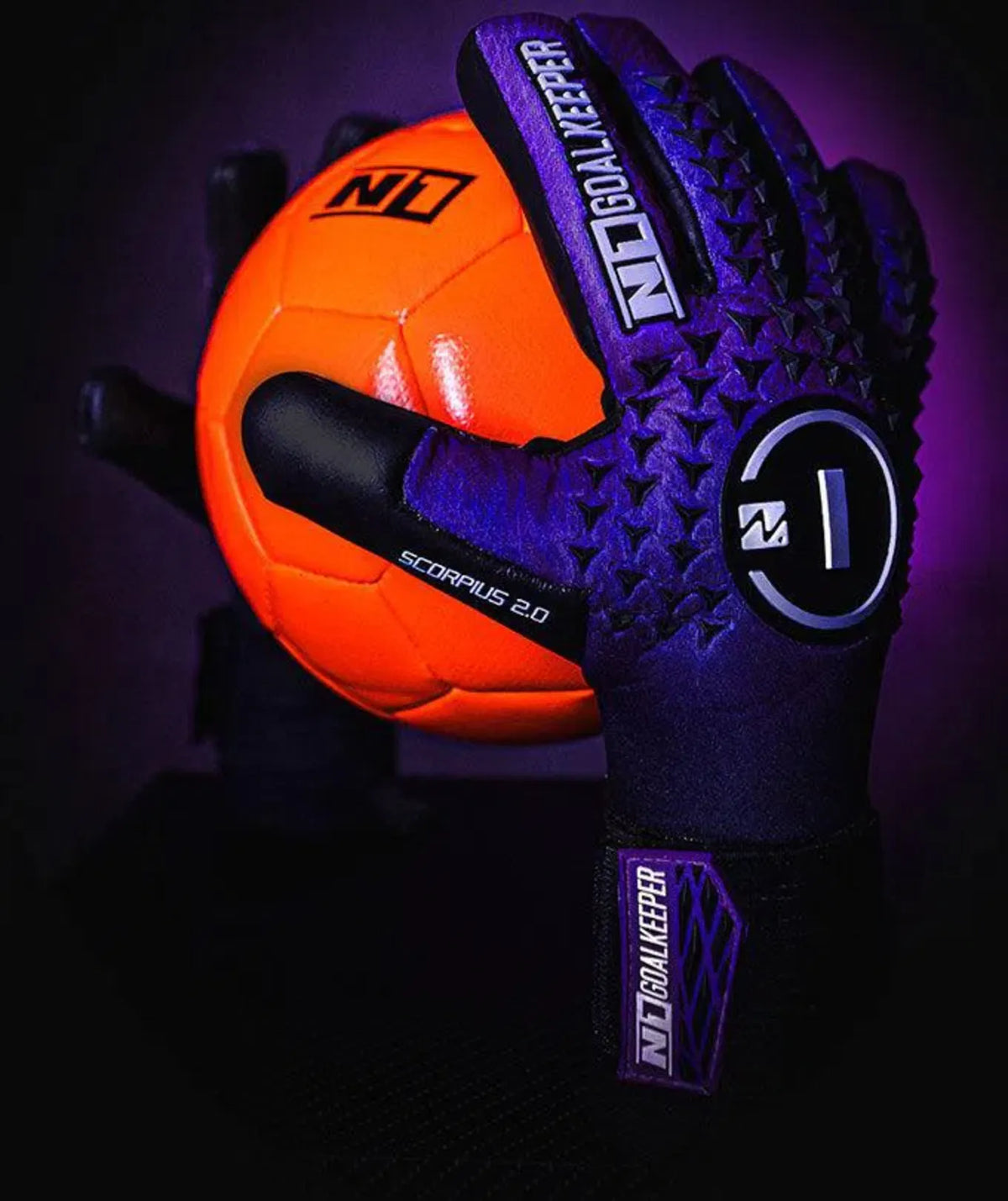 Luva de Goleiro Profissional N1 Scorpius 2.0