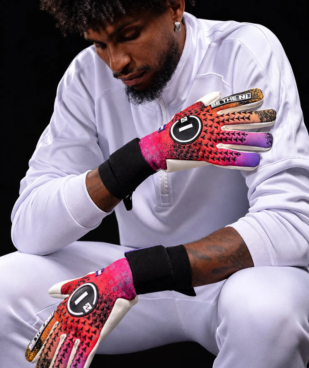 Luva de Goleiro Profissional N1 Scorpius 2.0 New Collection