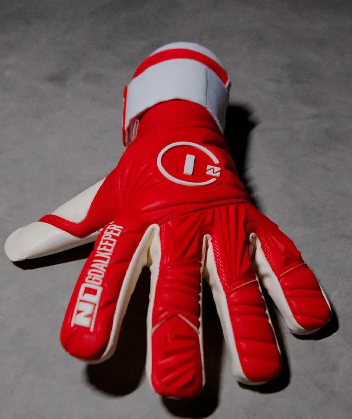 Luva de Goleiro Profissional N1 Sirius 2.0