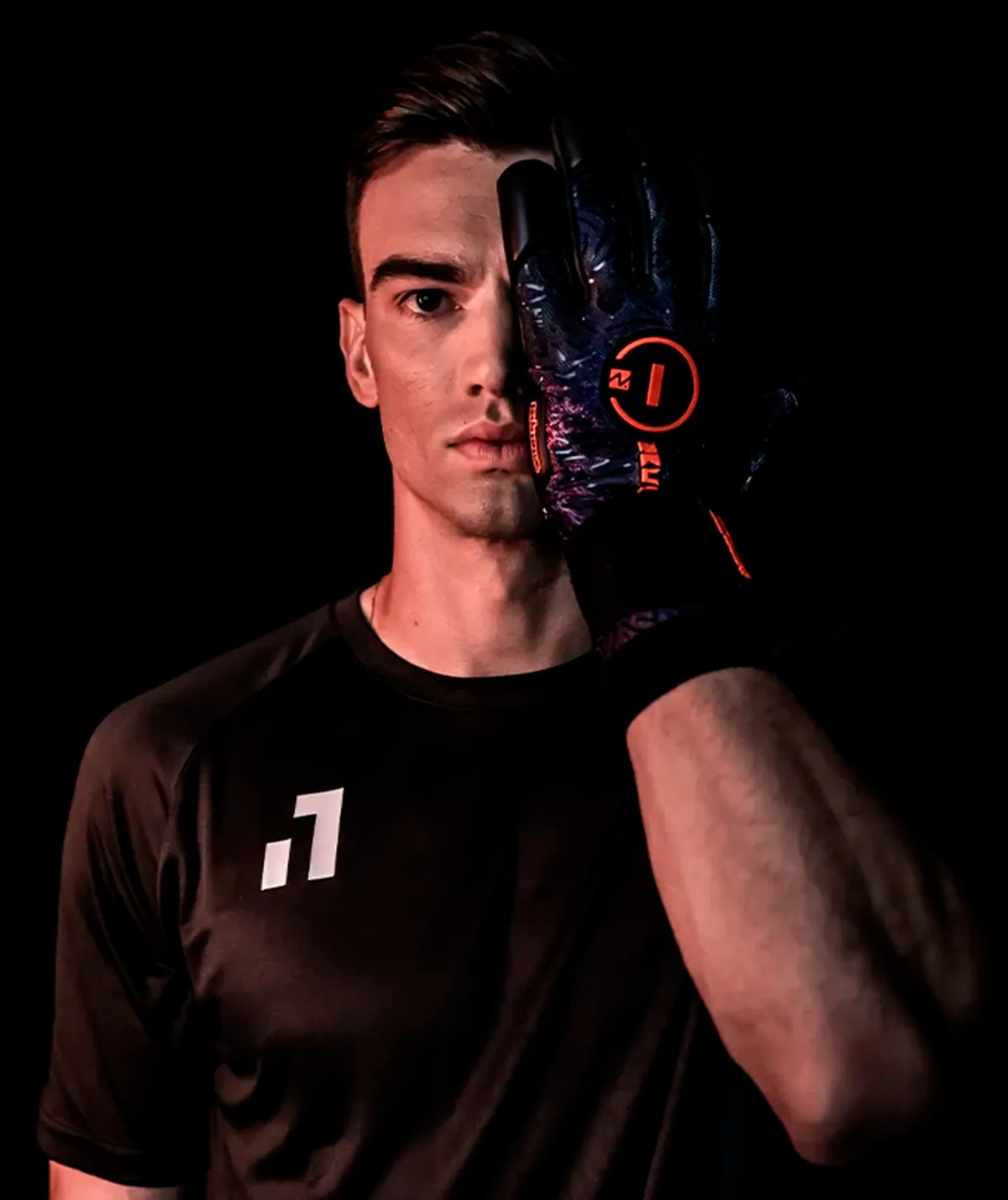 Luva de Goleiro Profissional N1 Zeus 2.0