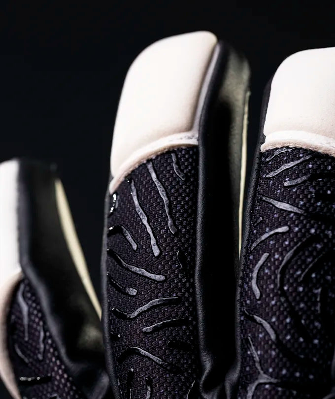 Luva de Goleiro Profissional N1 Zeus 2.0