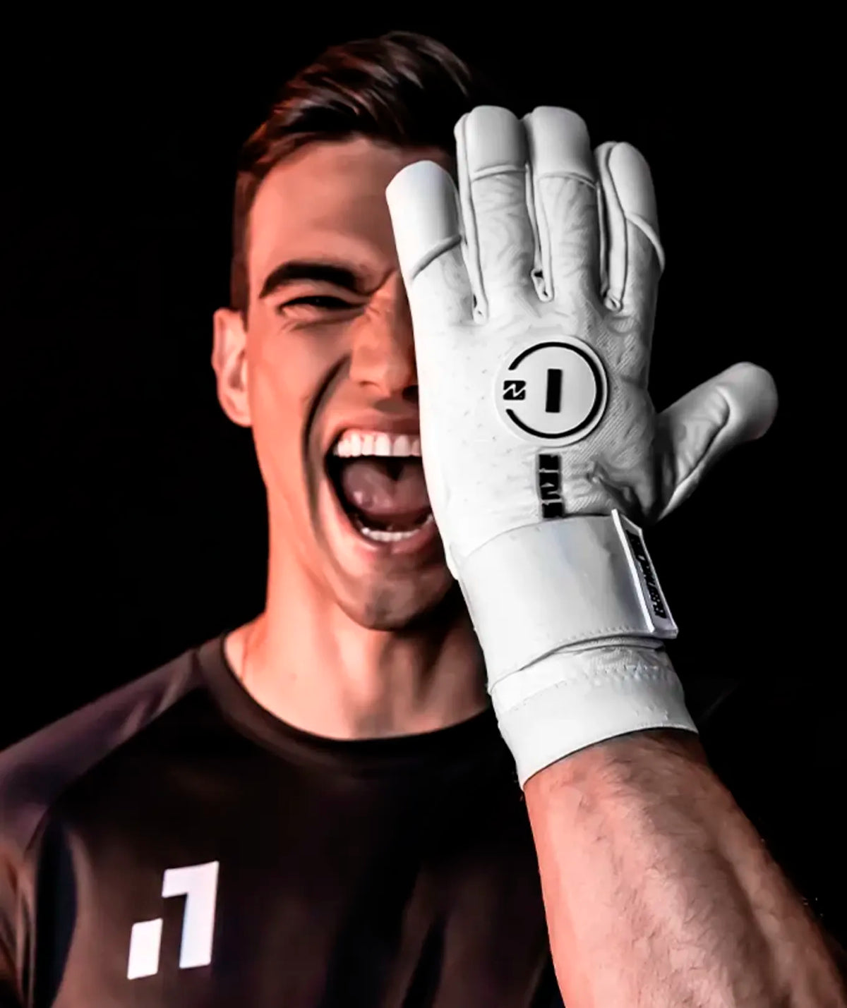 Luva de Goleiro Profissional N1 Zeus 2.0